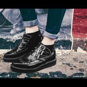 T.U.K. Buckled Pointed Creepers
